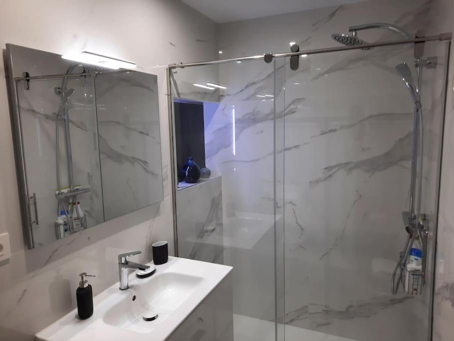 Apartament Soleado Con Garaje *
